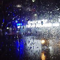 下雨天内心被触动的句子(精选96句)