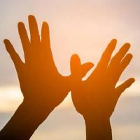 温暖阳光走心的文案句子(精选54句)