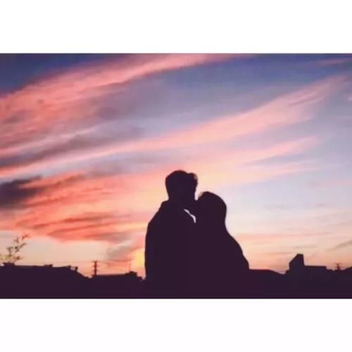 描写给女人开心的句子2