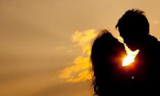 放弃后祝他幸福开心的句子