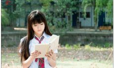 一场青春的盛宴：充满唯美句子的文学探索之旅