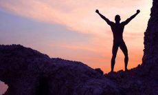 不断激励自我、充满动力的信念和口号