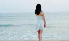 展示让人感到无望和失落的句子图片，使心灵深受打击