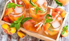 分享生活中的快乐与难过：一系列表达开心与不开心心情的简短语句