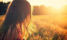 女儿生日问候短信大全：精选多样化的祝福语句，传达父母对女儿深深的关爱和祝福