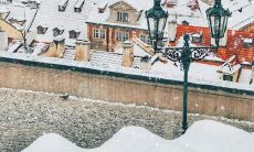 探究和揭露社交媒体上的流言蜚语和虚假信息：揭开那些令人信以为真的故事和迷思