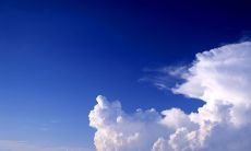 如何以短信方式向老客户发送温馨问候并促进餐饮业务的增长？- 最佳餐饮问候老客户短信模版集锦！