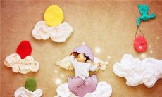 感恩朋友，他们是我们生命中最珍贵的财富，能带给我们无尽的快乐、支持、陪伴和鼓励！