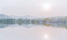 一些感人至深、温馨动人的赞美和感恩句子，让我们感悟人生、感恩生活