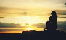 往后余生，一人独步天涯：改写余生一个人走的句子短句