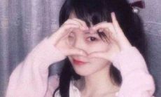 50个适合女生做个性签名的各类句子推荐，包含个性化、励志、治愈系、爱情、友情、经典等主题，助你打造一个符合自己气质与心情的个性签名