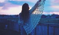 心情烦躁，纠结思绪，夜深人静时的惆怅情绪：讲述那些让人心神不宁的夜晚宿愁