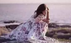 深感爱情幻觉破灭，充满失望的痛苦表述