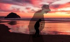 「你不会再拥有任何机会来改变过去，因此没有后悔药可言」