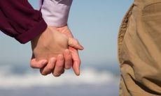 温暖鼓舞人心的励志友情语句，令人感动而振奋