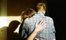 深刻而动人的表达爱情伤痛的句子，令人感同身受的句子，让你彻底沉浸在情感的汪洋大海中