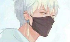 描述30年闺蜜友情的长长句子，深情述说如何与挚爱好友共度人生中的喜怒哀乐，强调值得珍惜的真挚友情是人生旅程中最可贵的财富