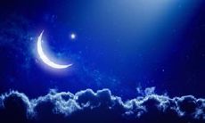 50条优美的句子，描绘月光的神秘、浪漫和美丽场景