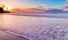 与朋友分享欢笑时光的有趣语录和幽默短语