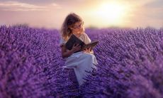 经历了一个没睡好的夜晚，感受到心绪烦躁的情绪，忍不住发出了一些愤怒的言辞