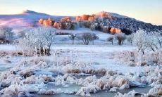 冬日美丽景象缥缈若梦，优美句子应对人类对季节之美的歌颂与赞美