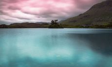 如何在短信中向长辈表达问候和尊重的最佳方式？