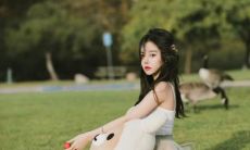 用15句说说告别八月，迎接九月！向八月告别，跨入崭新的九月！15句精美句子，向八月深情告别，与九月热情相拥！