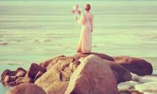 感伤至极，令人潸然泪下的伤感句子