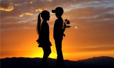 三毛留下的令人感动的、充满祝福的关于爱情的句子