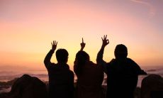 相约谱写思念，交织着真挚情感的珍贵句子共同回味