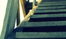 如何给亲朋好友在冬季中午发一条暖暖的问候短信？