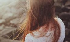 被某人的行为所深深失望，感到彻底沮丧的措辞