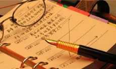 版：对不读好书而感到懊悔的句子，反思教育对未来发展的关键性