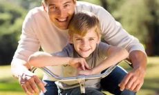 国庆小长假，和孩子一起玩的欢乐时光：让您和孩子一起留下美好回忆的开心句子！