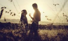 浪漫至极：充满感情的爱情短语，句句暖心