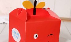 和朋友们一同度过平安夜的欢乐时光：精选平安夜祝福语句，送你们最温馨的祝福！