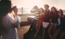 游戏中的友情：探讨在虚拟世界中形成的情感纽带