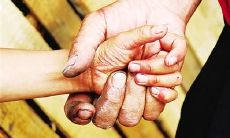 经典感悟生活中的亲情：分享一些深刻的句子，表达自己内心的情感和思维