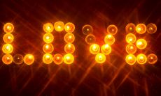 一份浓情蜜意，送给心爱的女友的最美祝福语汇总