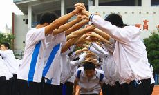 ——探讨一班同学独具匠心、气势磅礴的口号，给集体加持强大能量的探究