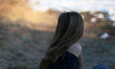 如何通过在朋友圈发布离婚公告来有效地宣布自己的婚姻状况？