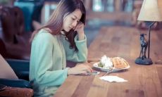 一篇关于陪伴父母的经典句子的分享：时间荏苒，曾经我们轻视的父母正在一天天变老，让我们陪伴他们，用言行诠释我们的爱意