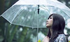 心情低落而伤感的朋友圈账号，包含了短暂却深刻的感情真实写照