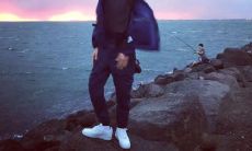 畅谈往事，老友重逢，情谊深厚，留恋匆匆——描绘老铁相聚开心的充实句子