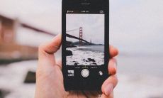 一起相聚的亲兄弟，心中满怀欢欣，快乐无限的美好句子