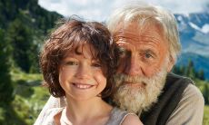 虚伪的亲情：那些虚伪、欺骗和背叛的人际关系，如何反映出我们痛苦的内心世界？