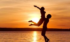 有你加入其中，这句子变得更加完整且富有深意