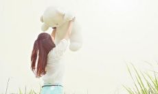 无助于治愈伤痛的那些打动心灵、让泪水夺眶而出的深情句子