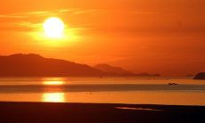 用温暖的句子安慰心烦的人：让你慢慢感受到内心的平静与安宁