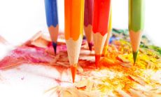 一组纪念黑社会友情的感人至深的句子，将让你心怀感悟，思考人性的真谛！